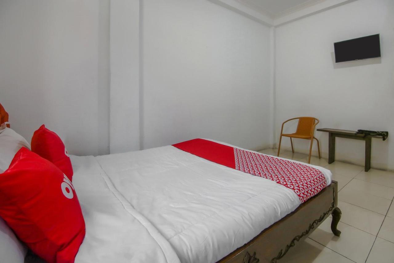 Oyo 3242 Penginapan Saa'Ada Syariah Pagaralam Zewnętrze zdjęcie